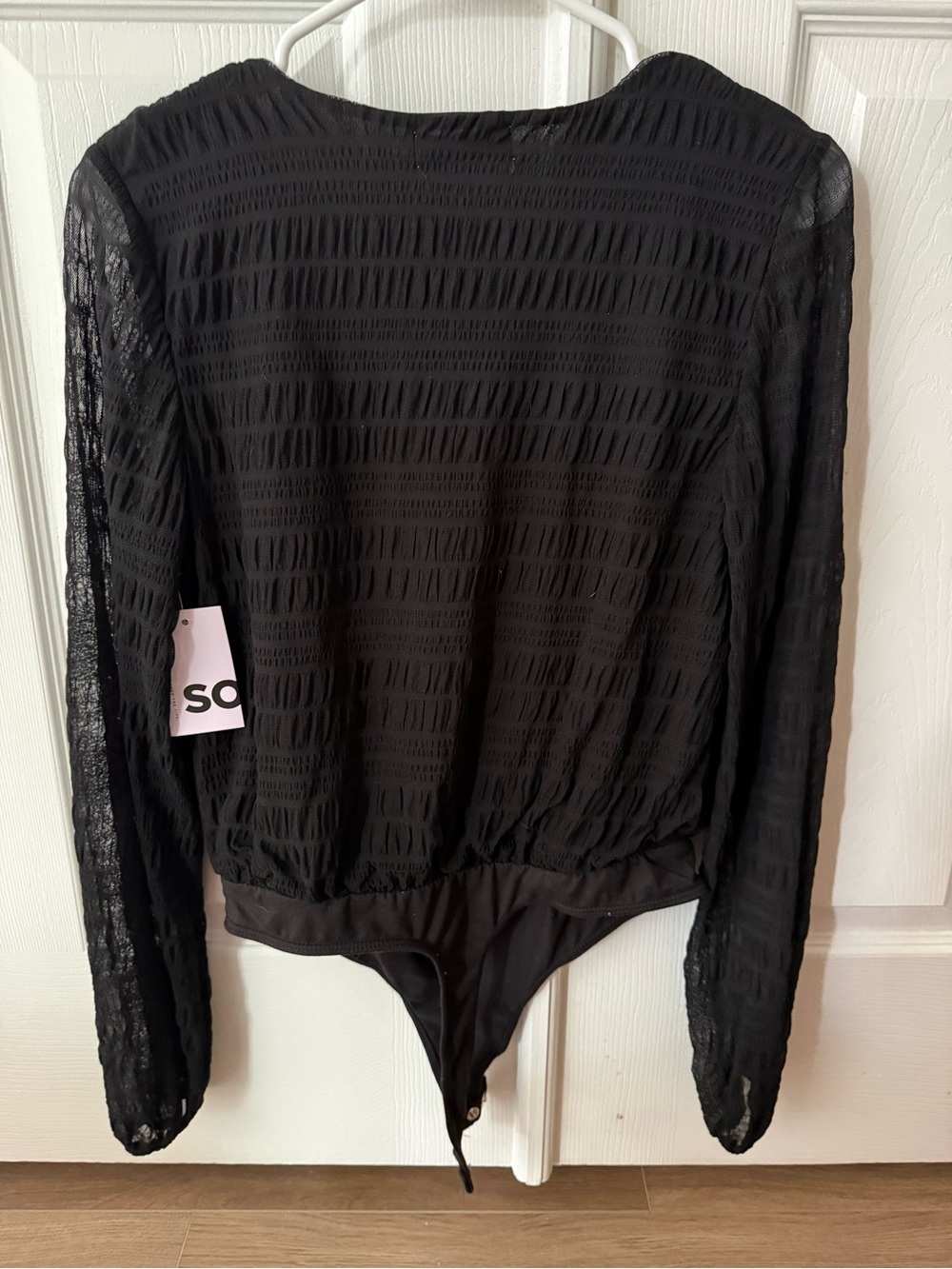 SO Black Textured V-Neck Long-Sleeve Bodysuit - Picture 4 of 4